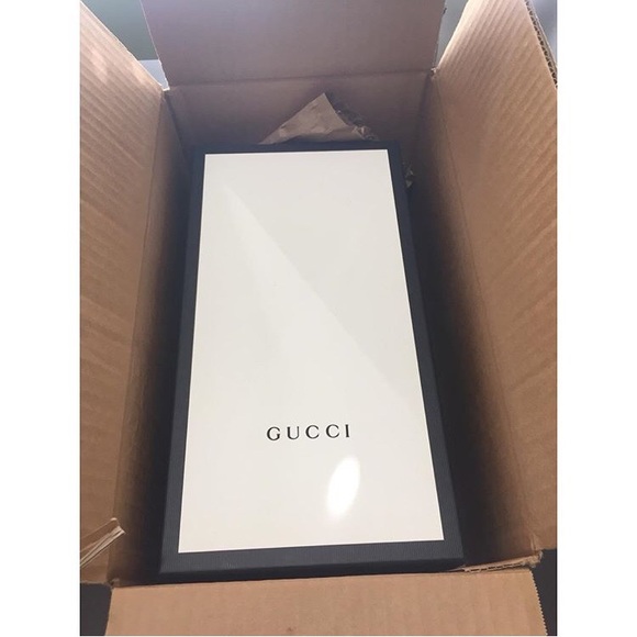 Meet your Posher, Rena - Picture 8 of 9